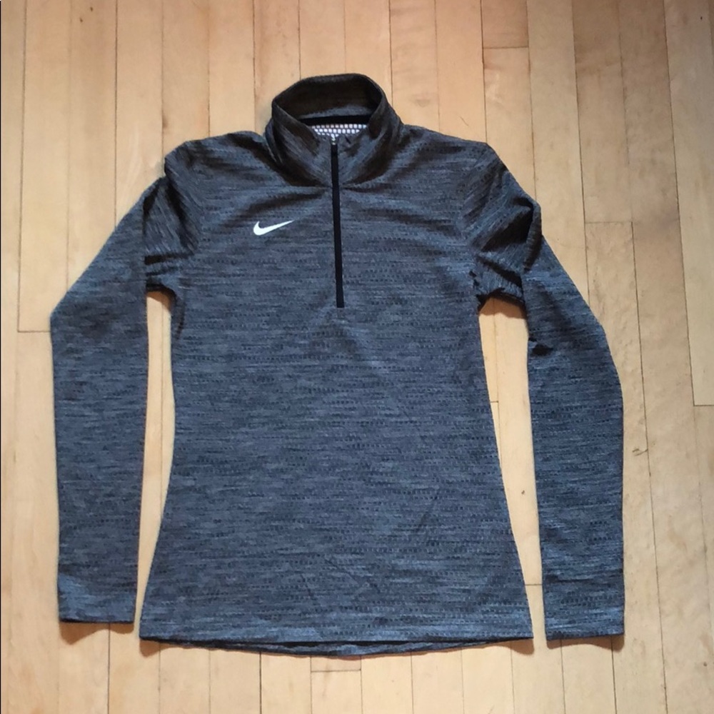 Nike Ladies Dry 1/2 Zip Pullover | Small NWOT